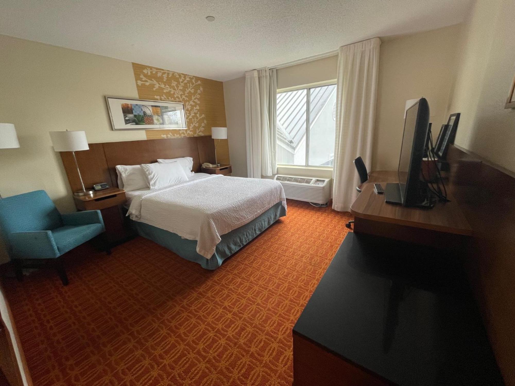 Fairfield Inn And Suites By Marriott Potomac Mills Woodbridge Exterior photo
