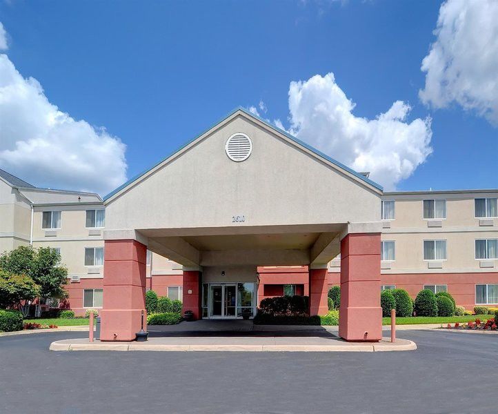Fairfield Inn And Suites By Marriott Potomac Mills Woodbridge Exterior photo